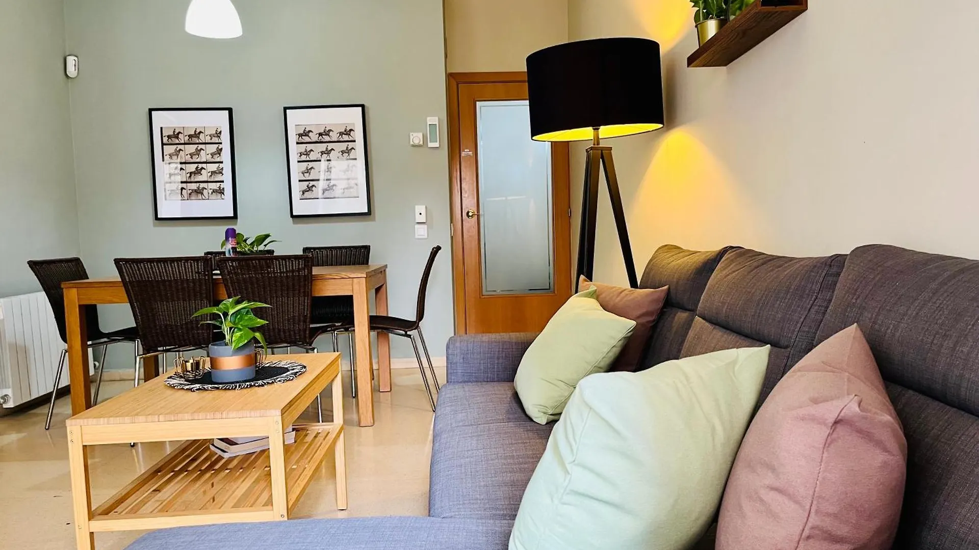 Apartamento Magic Camp Nou Barcelona 0*,